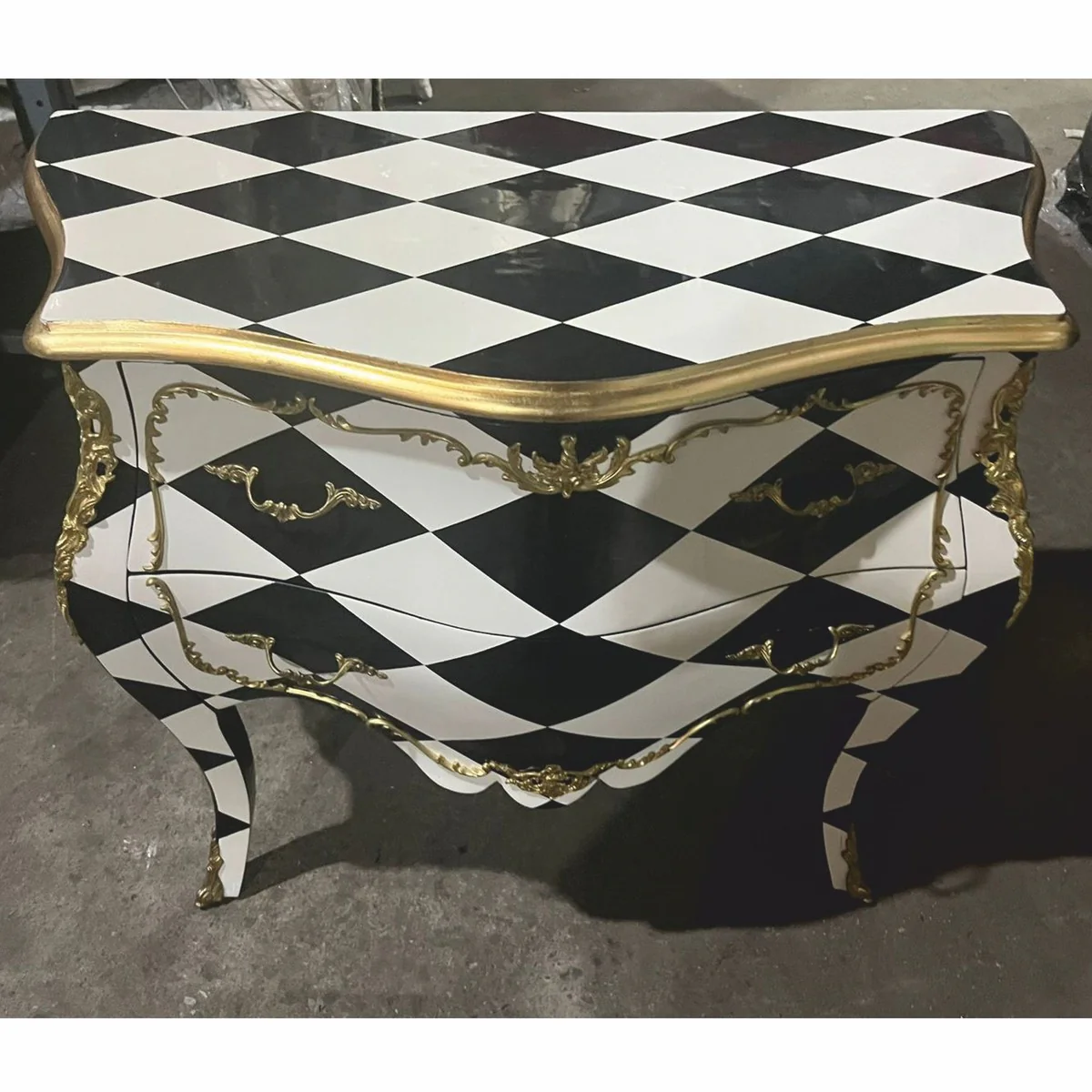 Baroque chest of drawers with checkered design and 2 drawers black / white / gold - Baroque furniture