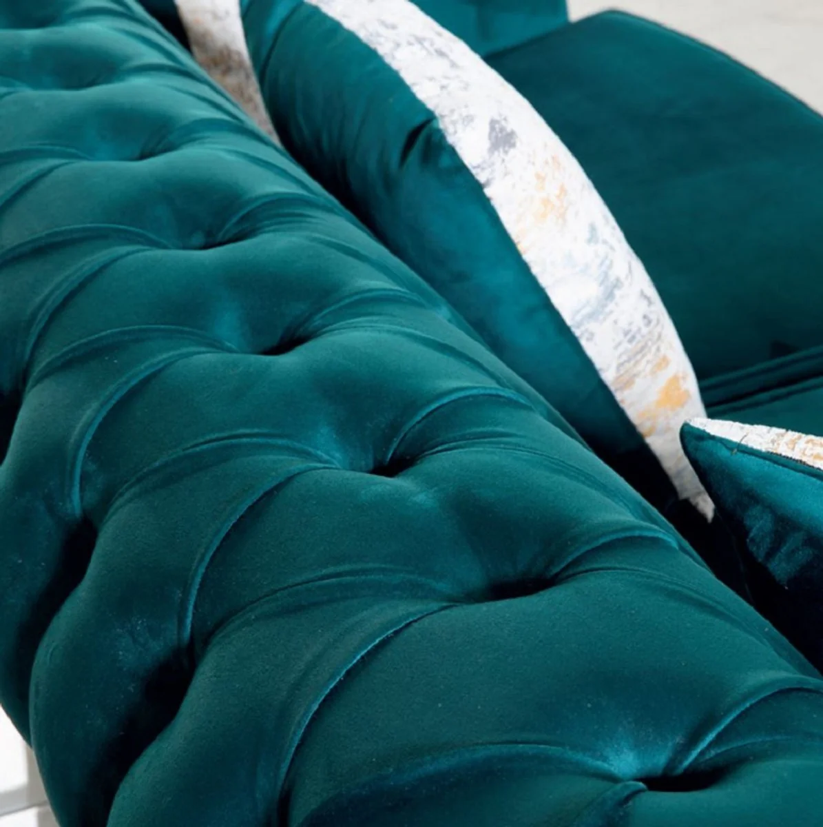 Luxury Baroque Chesterfield Sofa Green / Brown - Magnificent living room sofa in baroque style - Baroque living room furniture