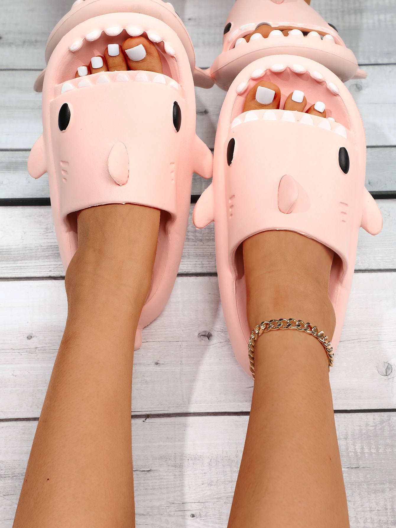 Shark Design Slides, Light Pink Preppy Style Collegiate Cartoon Slippers