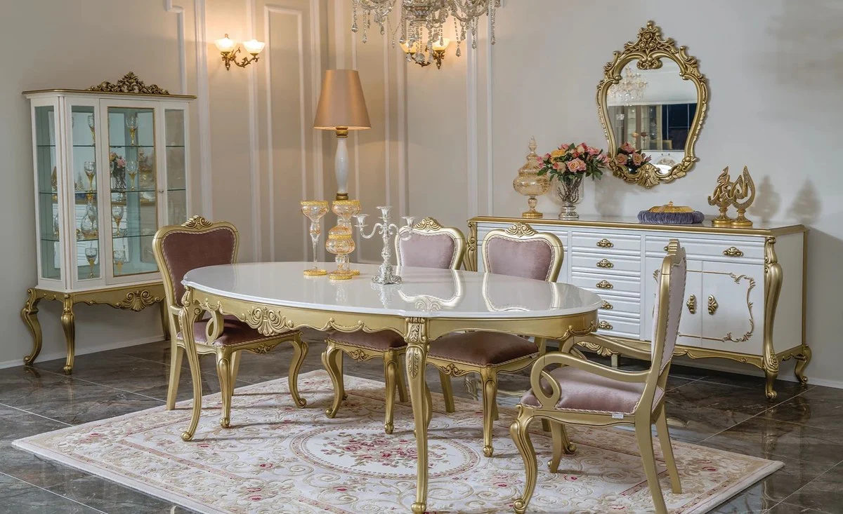 is a Europe-wide renowned producer and distributor of baroque furniture and luxury decorative items