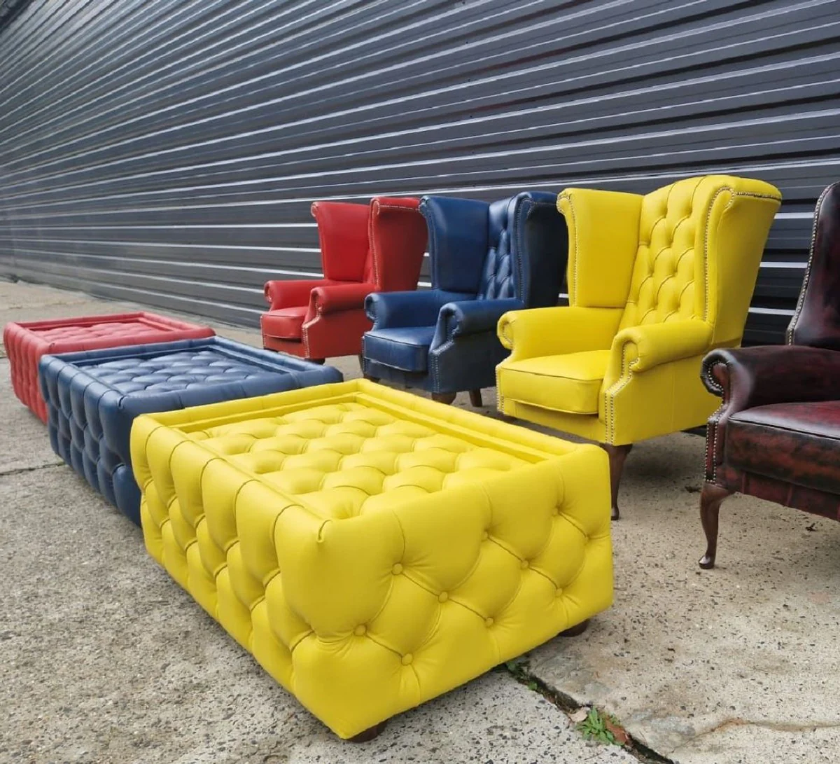 Luxury Chesterfield wing chair yellow / dark brown 98 x 90 x H. 110 cm - genuine leather Chesterfield living room armchair - living room furniture - Chesterfield furniture - luxury leather furniture