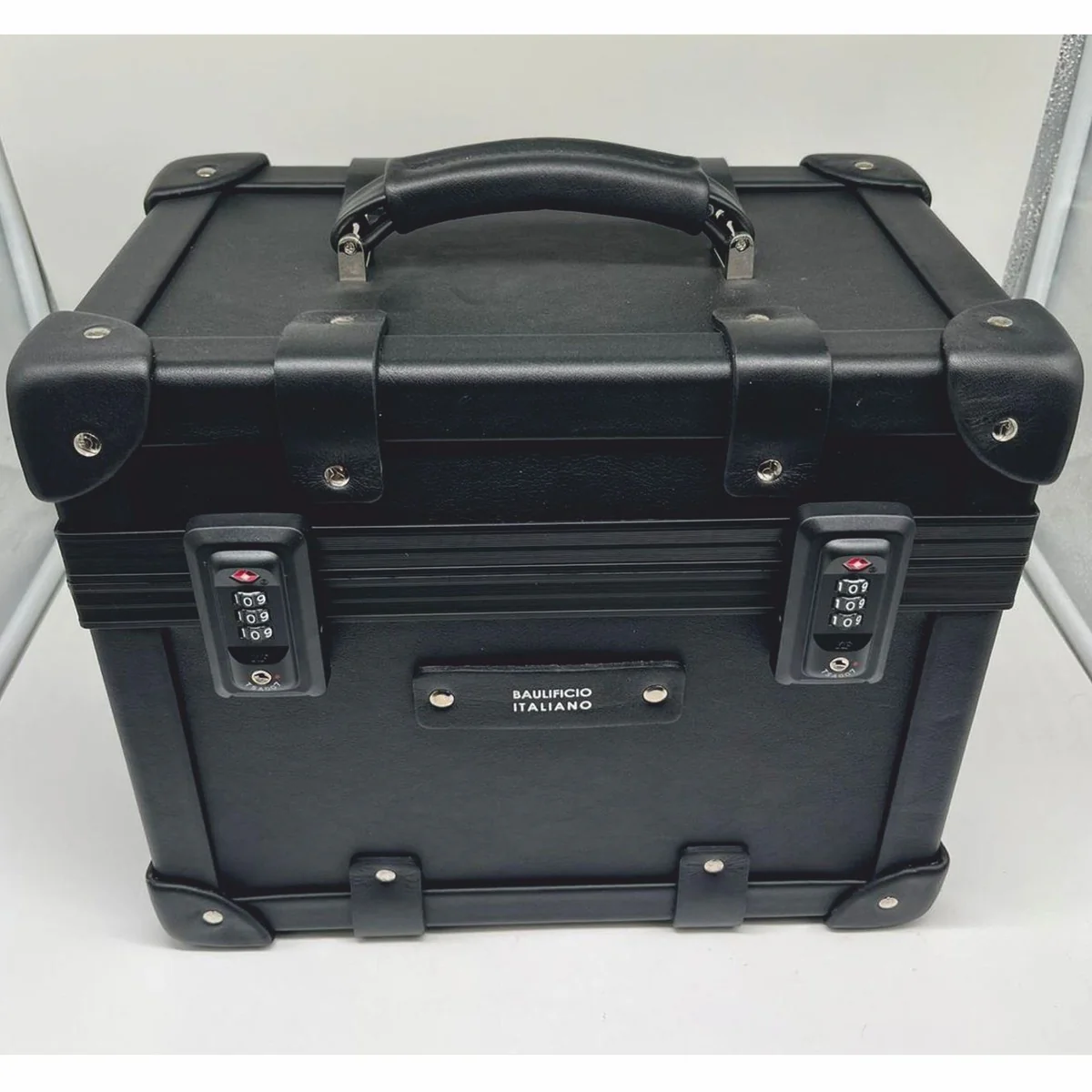 Luxury make-up case black 29 x 21 x H. 24 cm - luxury quality